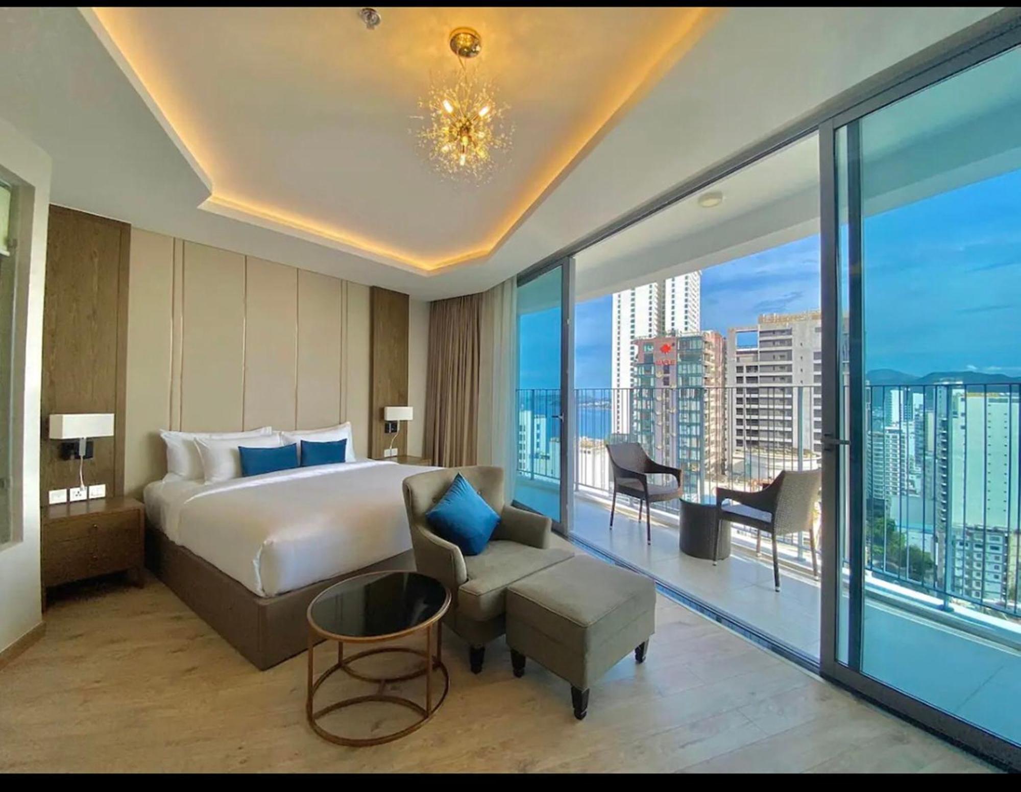 Handy Panorama Condotel Нячанг
